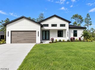 1303 Broadway Ave, Lehigh Acres, FL 33972
