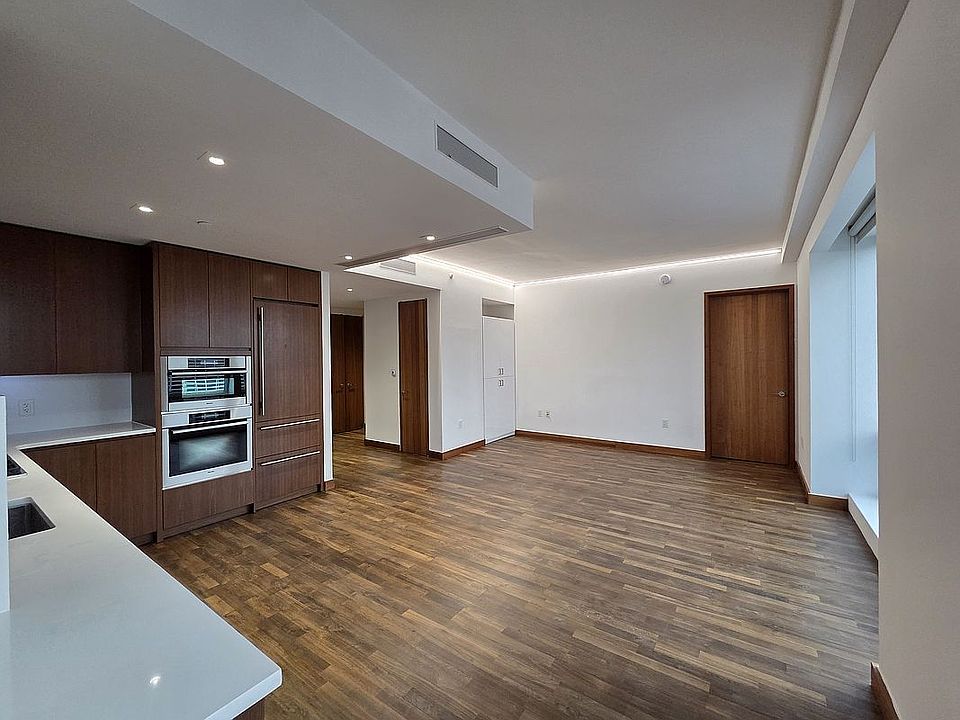 1st image of 400 5th Ave APT 45E
