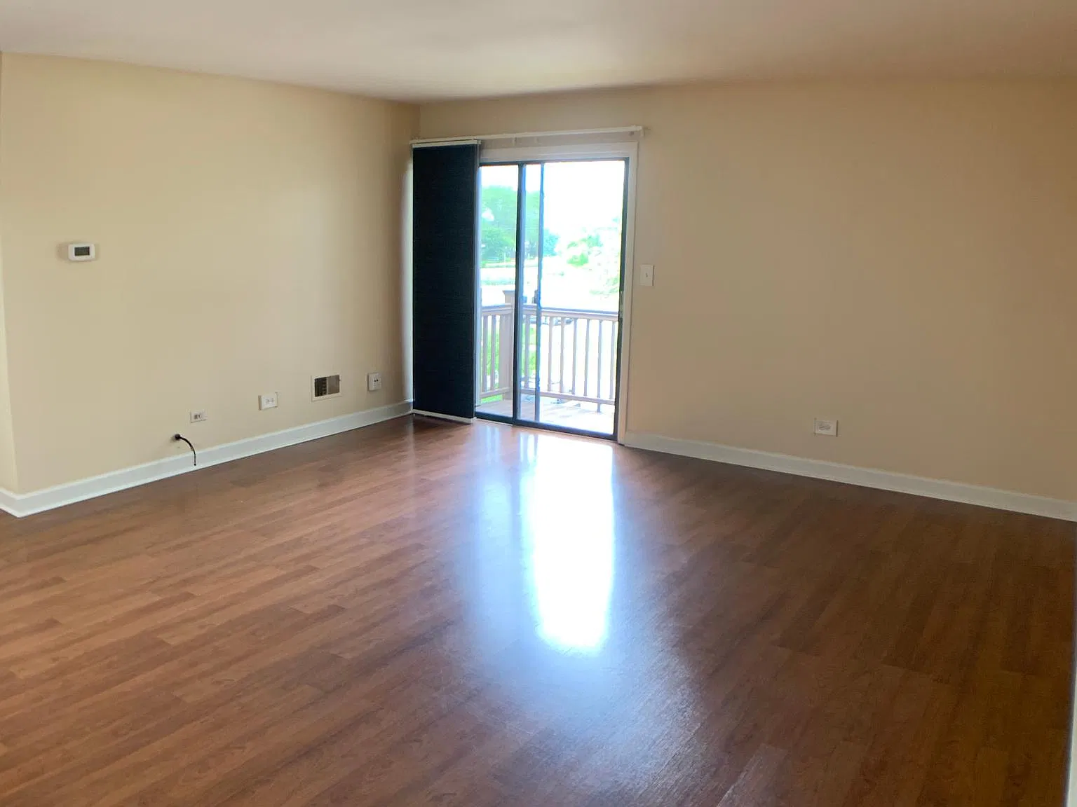 2 bed, 968 sqft, $1,850 — Photo 3