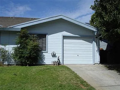 10453 Sierra Crest Dr photo 1