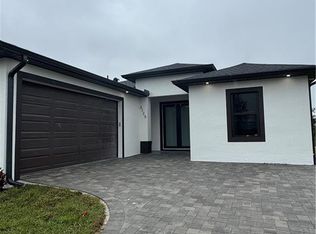 3125 10th St SW, Lehigh Acres, FL 33976