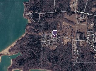 30 3rd St, Mead, OK 73449