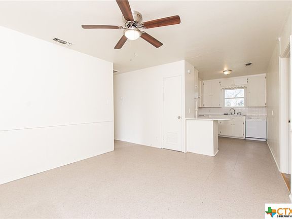 5th image of 1615 Tremont St