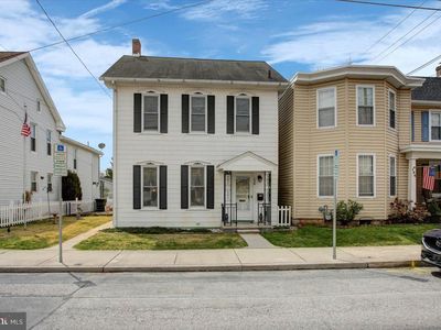 136 E 2nd St, Waynesboro, PA, 17268