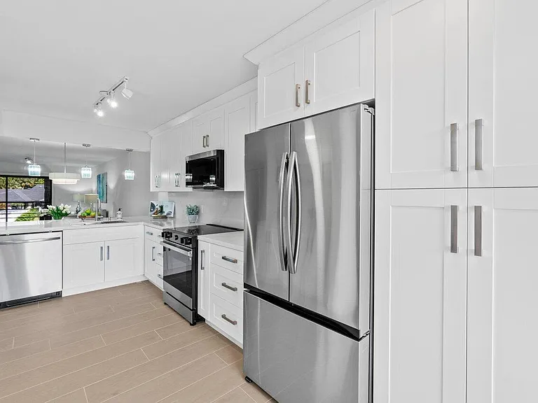 10092 Cedar Point Blvd #204 — Photo 15