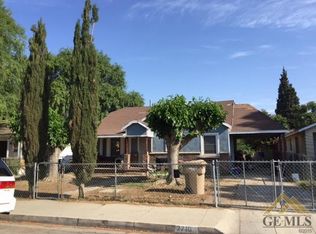 2710 Center St, Bakersfield, CA 93306