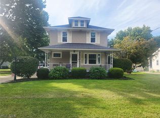 866 Milan Ave, Amherst, OH 44001