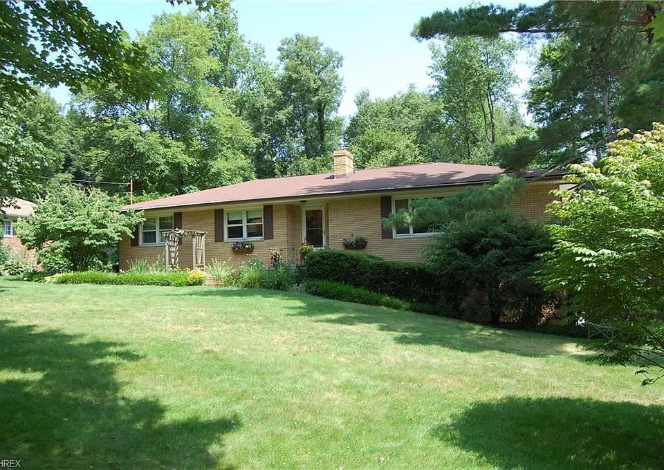 1st image of 179 Butternut Ln