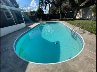10103 Mikado Ln, Royal Palm Beach, FL 33411