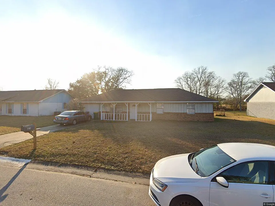 6676 Cortez Cir