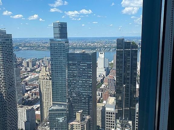 5th image of 150 W 56th St APT 3610