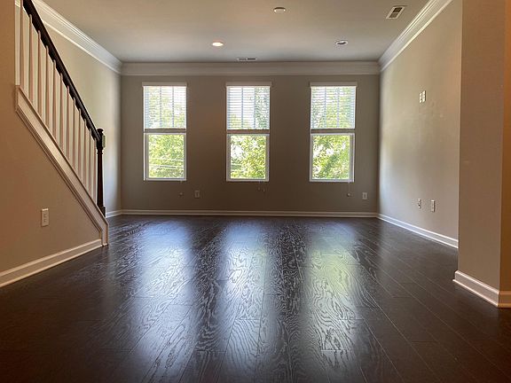 Living Room/Diving Room Space