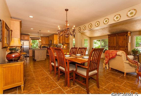 4th image of 1 Dunean Ln