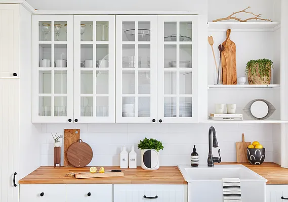 Sold by Compass | media 23