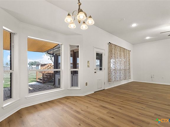 4th image of 1456 Prairie Rose