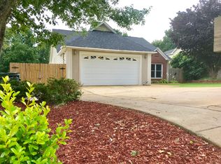 2402 Ellenwood Dr, Opelika, AL 36801