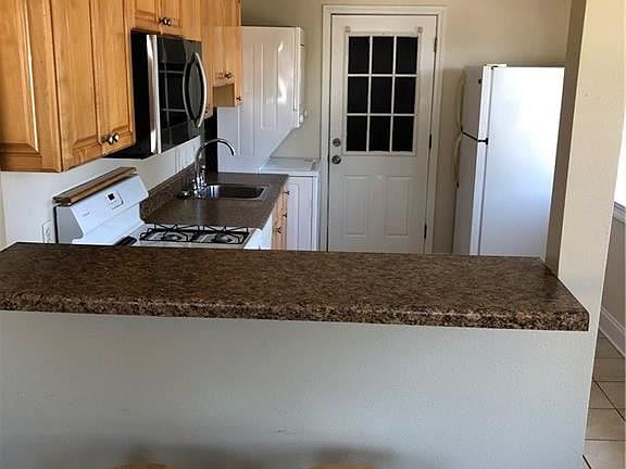 3rd image of 6203 Waldo Dr
