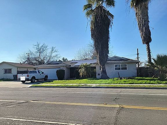 2nd image of 3641 N Maple Ave