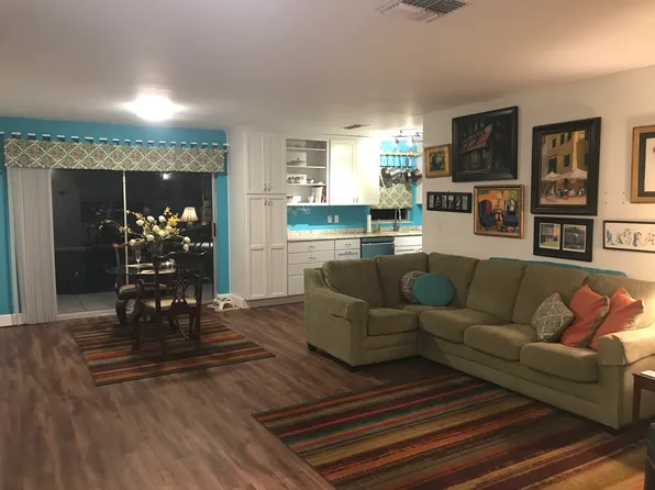 2330 Park Ave, Indian Lake Estates, FL 33855