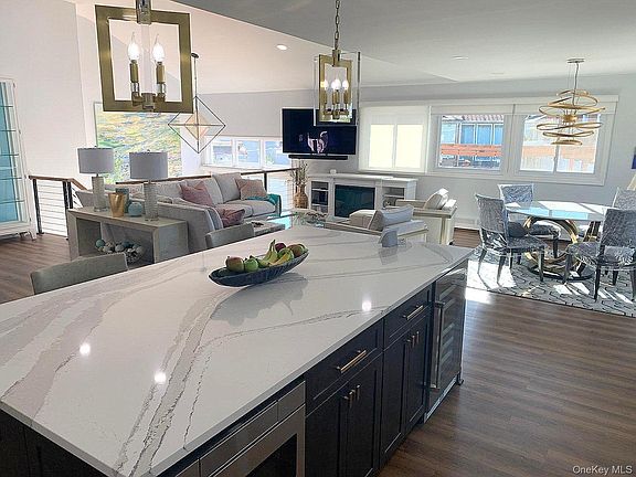 2nd image of 702 Fishermans Road