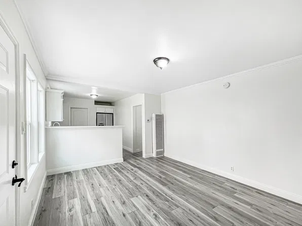 14551 1/2 Hart St, Van Nuys, CA 91405