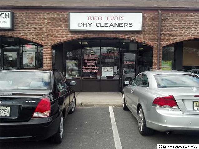 2nd image of 2524 Hooper Ave