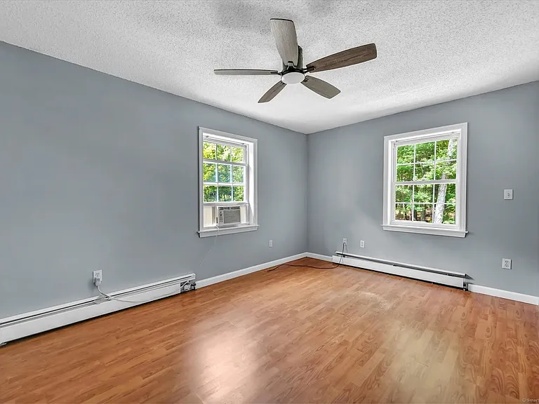 421 Hemlock Point Dr — Photo 14