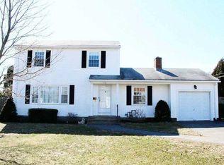 35 Commack Rd, East Providence, RI 02914