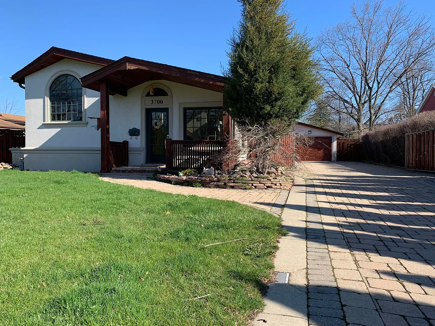 3700 Linneman St photo 1