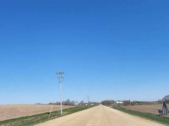 Exterior Neighborhood (street photo)