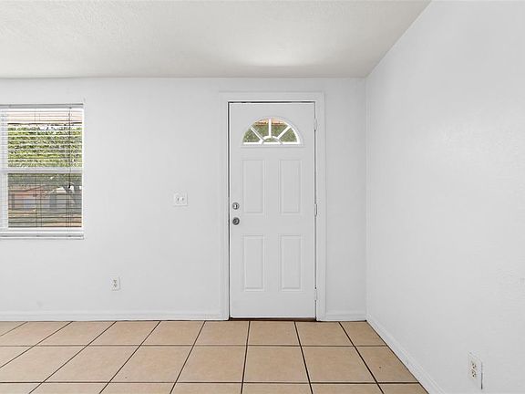 5th image of 3438 KIMBERLY OAKS DRIVE