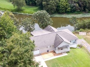 17020 Stonecliff Dr, Northport, AL 35475