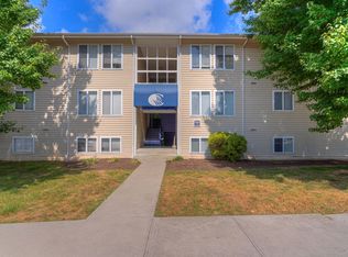 1700 Liberty Ln APT 11, Blacksburg, VA 24060