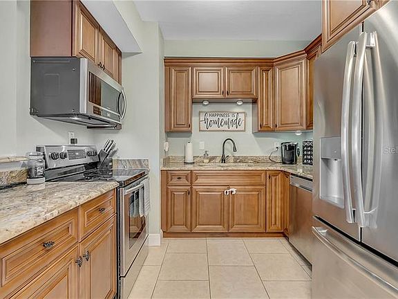 4th image of 765 Longdale Ave