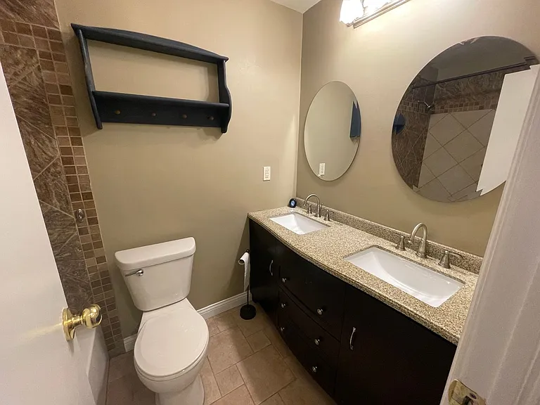2623 Covington St — Photo 9