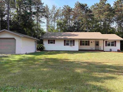 W6490 Pineland Dr, Wild Rose, WI, 54984