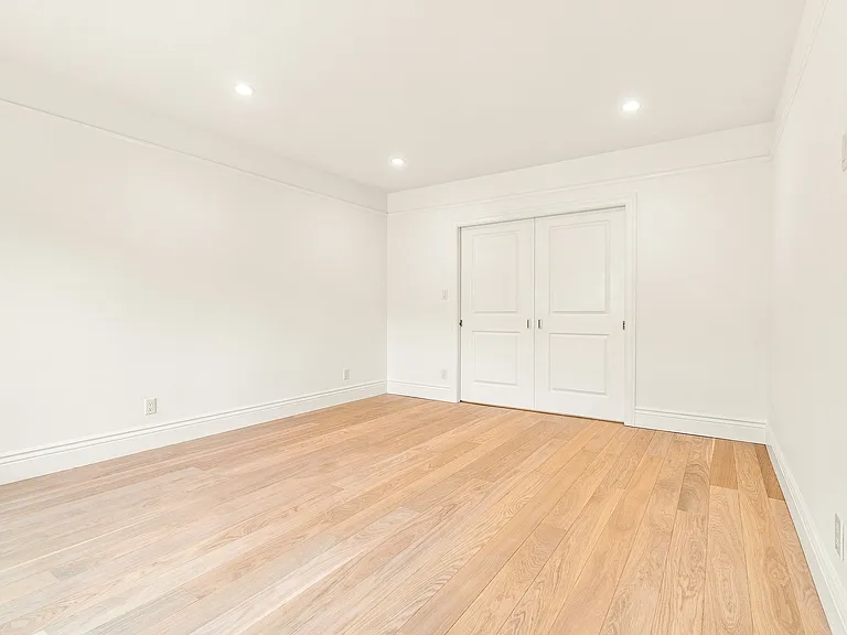 151 Nevada St — Photo 12