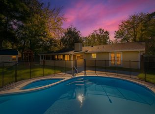 300 Logan Dr, Summerville, SC 29483