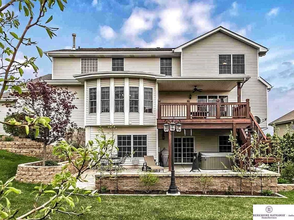 1st image of 3544 S 185th Ave