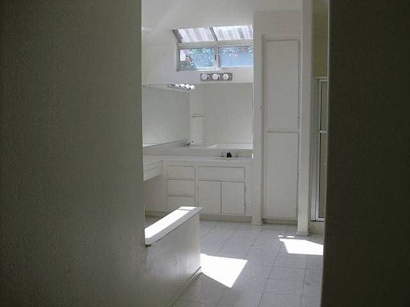 5th image of 25969 Andre Ct