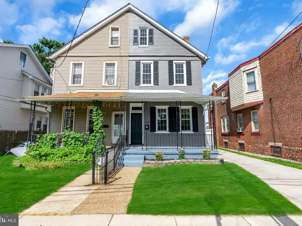 629 Market St, Gloucester City, NJ 08030
