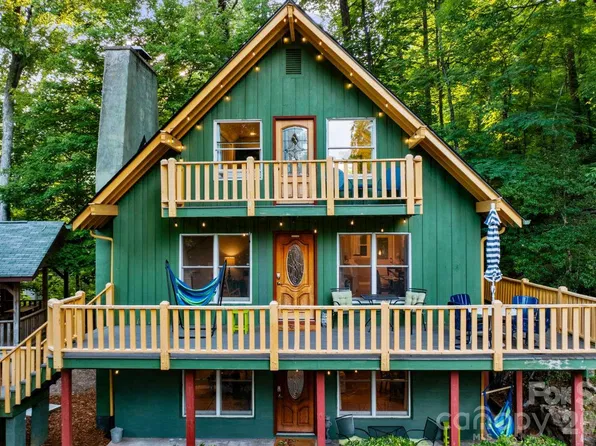 950 Main St, Chimney Rock, NC 28720