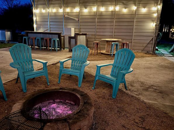 1512 River Grove Rd #A