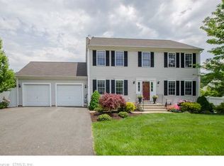 20 Blacksmith Dr, Middletown, CT 06457