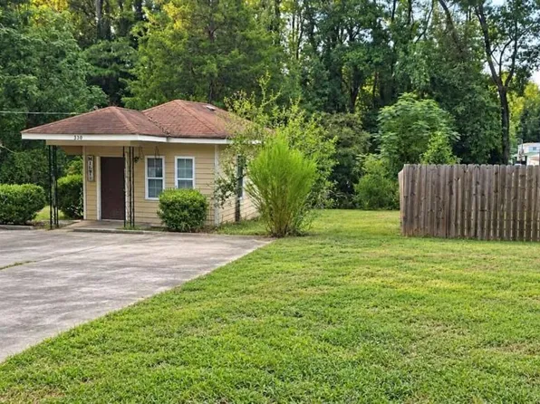 330 Walker Dr, Monroe, GA 30655