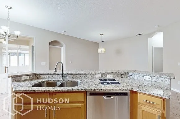 5122 Marbella Isle Dr — Photo 12