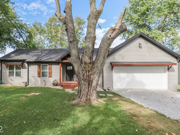 730 N East St, Ingalls, IN 46048