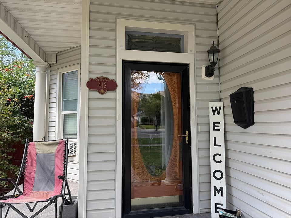 2nd image of 412 S Main St