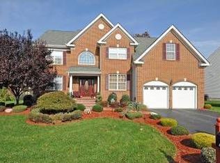 8 Allison Way, Princeton, NJ 08540