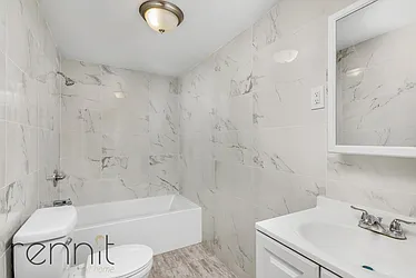 Rented by Rennit Inc.